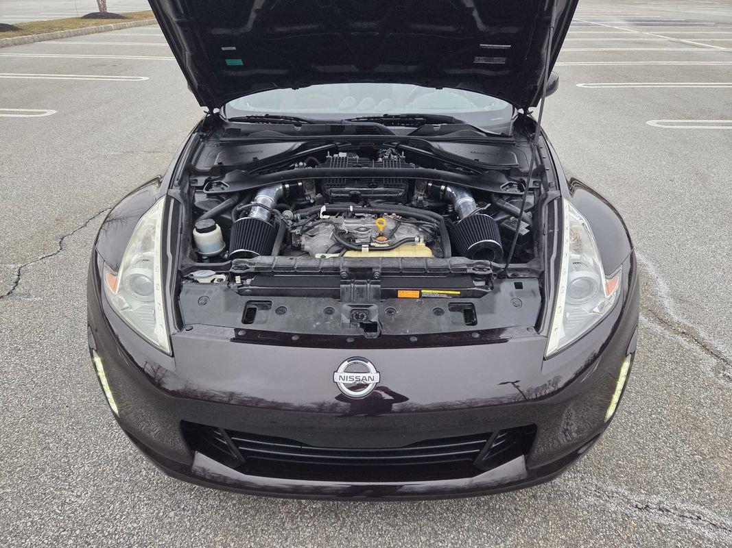 Used 2013 Nissan 370Z Touring w/ Sport Pkg RWD image 28
