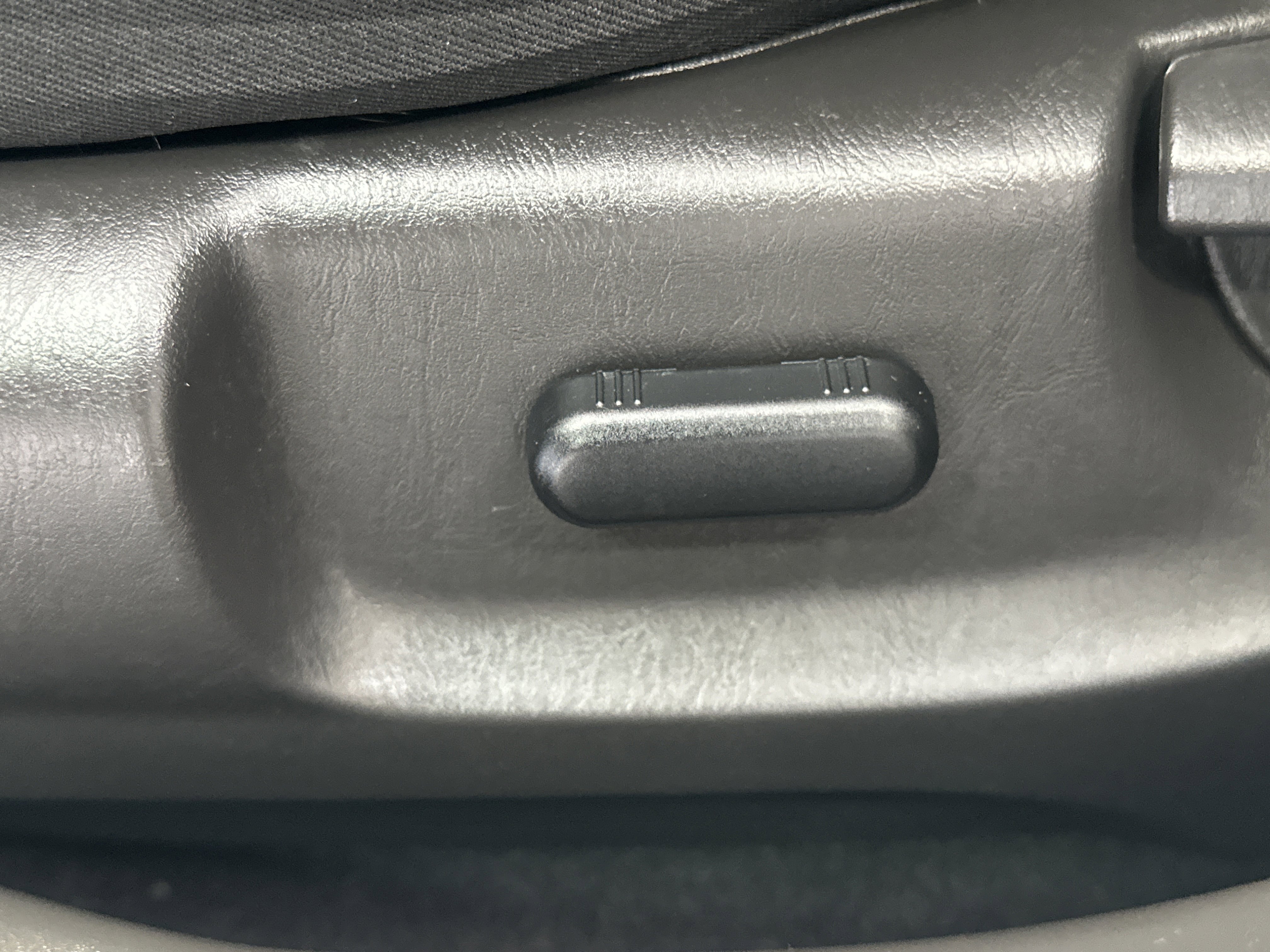 Used 2009 Ford Escape XLT FWD image 21