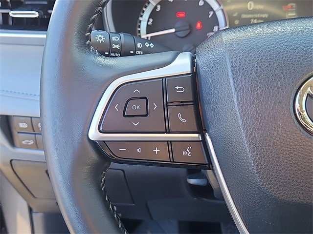 Used 2023 Toyota Highlander LE image 22