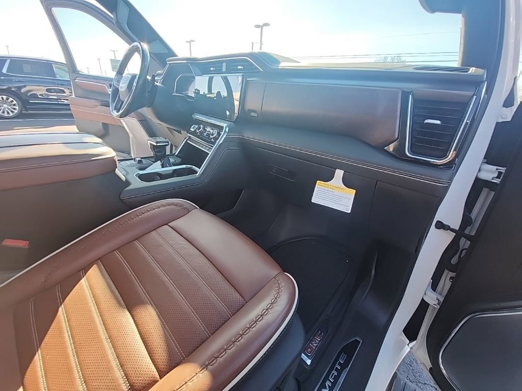 Used 2023 GMC Sierra 1500 Denali Ultimate image 18