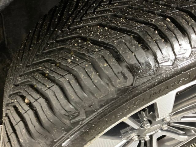 Used 2016 Ford Explorer Platinum image 36