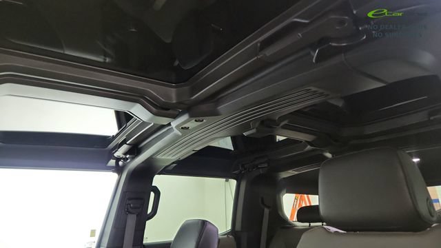 Used 2025 GMC Hummer EV 3X w/ LPO, Illumination Package AWD/4WD image 57