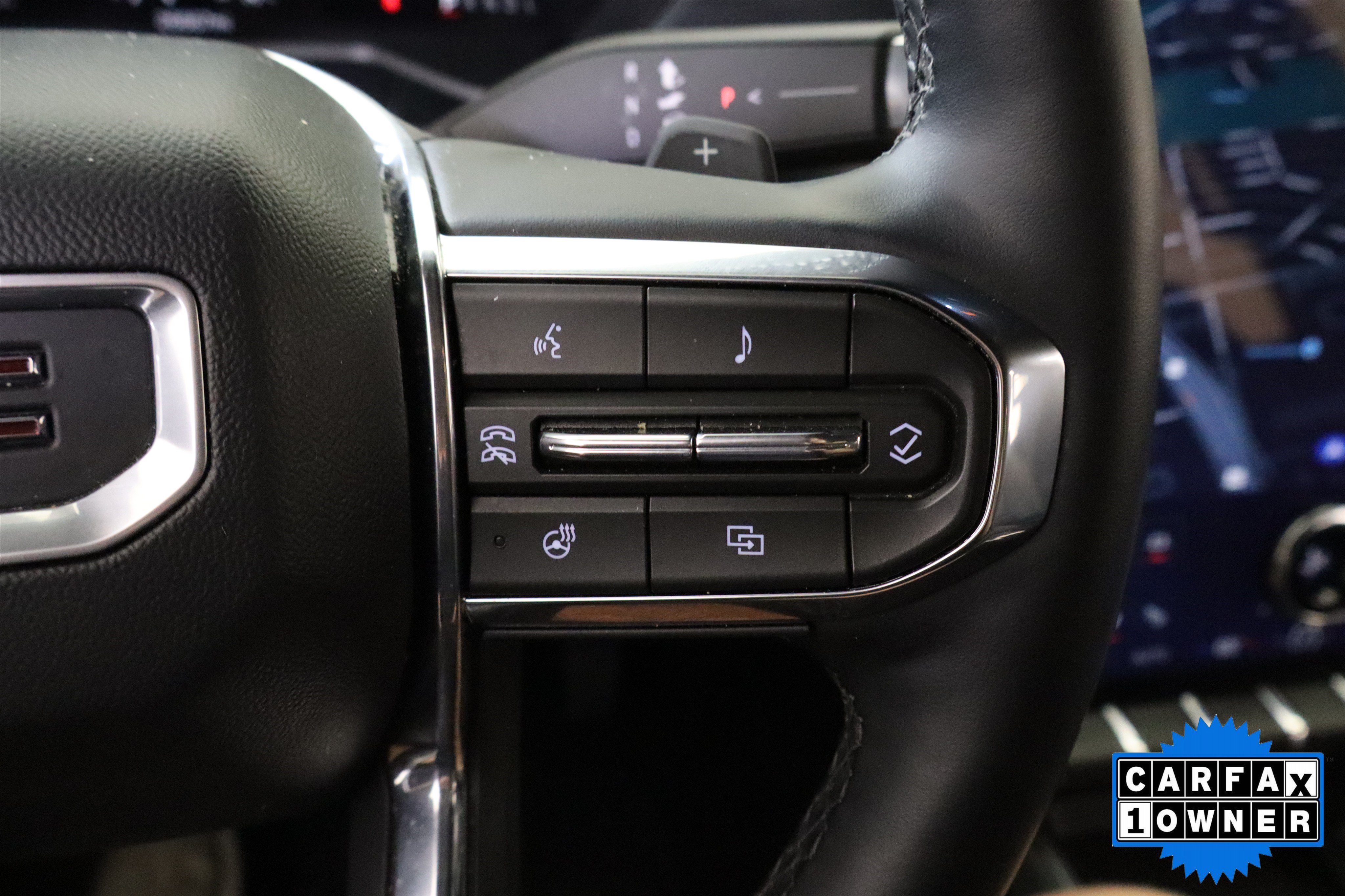 Used 2026 GMC Acadia Elevation w/ Elevation Premium Package AWD/4WD image 30