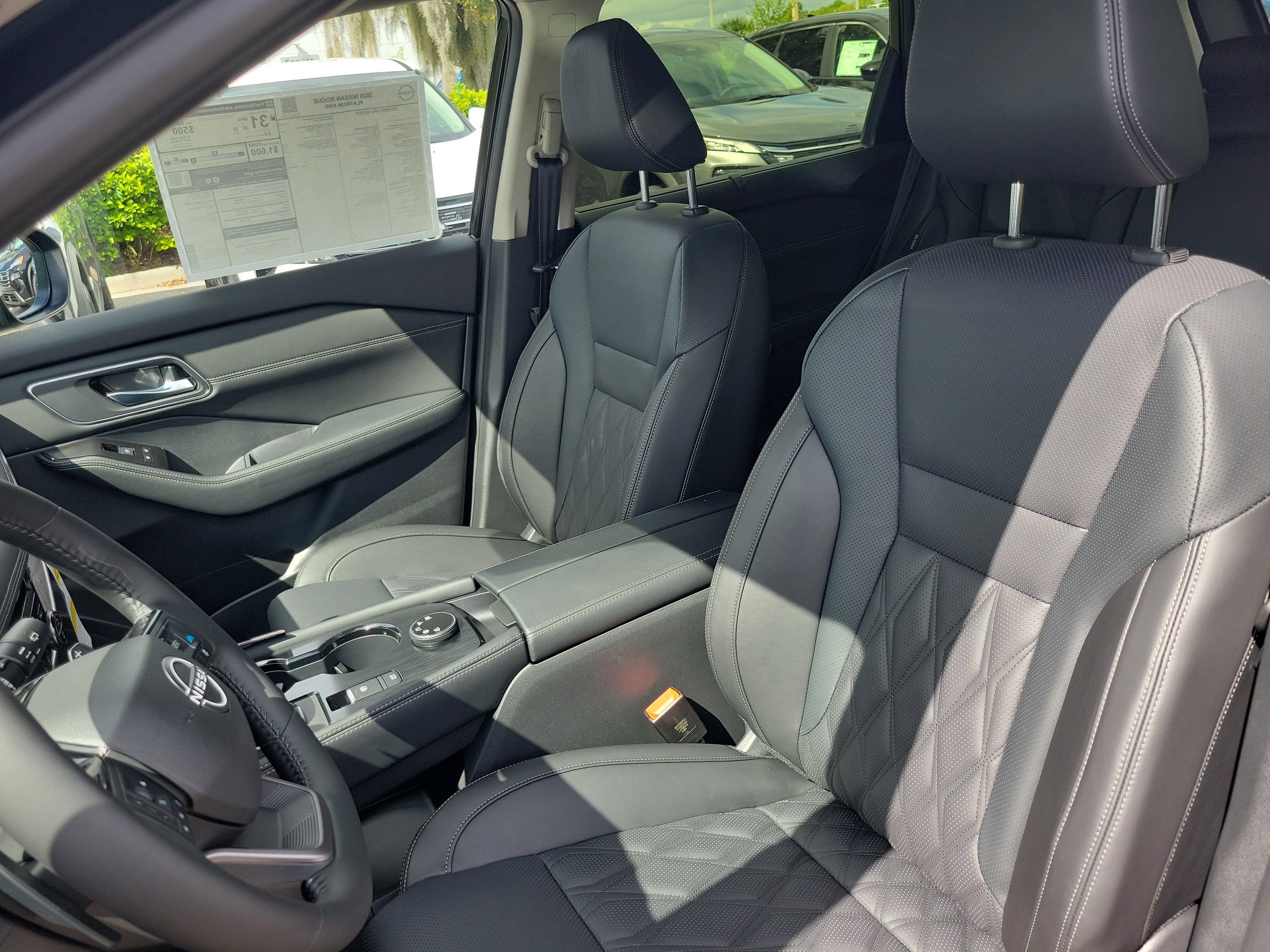 New 2026 Nissan Rogue Platinum image 9