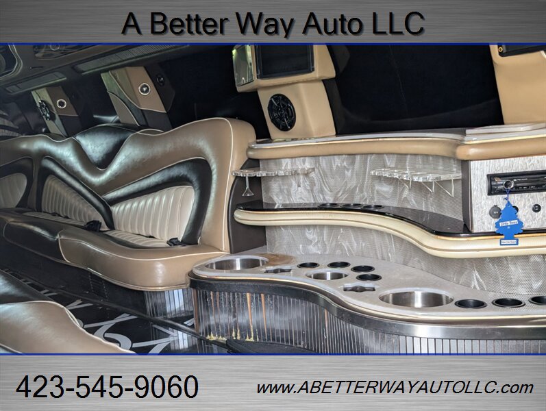 Used 2011 Ford F350 XLT w/ XLT Premium Pkg RWD image 16