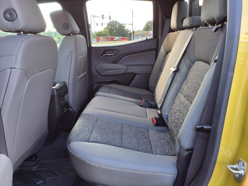 Used 2024 Chevrolet Colorado ZR2 image 8