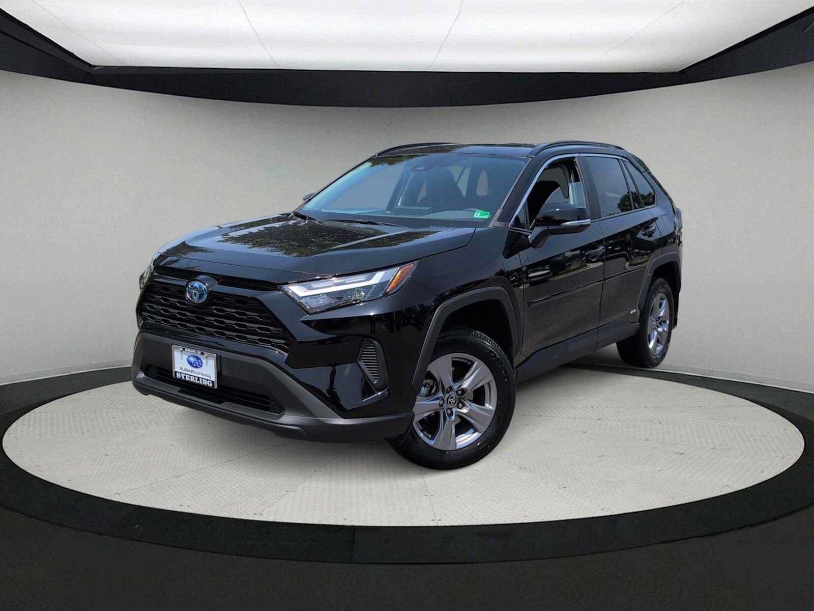 Used 2023 Toyota RAV4 XLE w/ Convenience Package AWD/4WD image 1