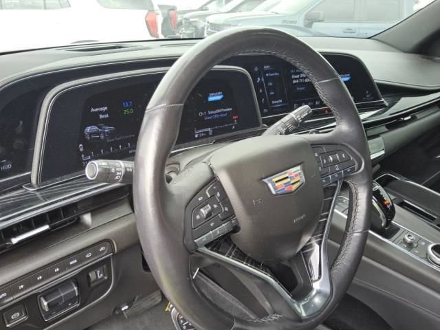 Used 2023 Cadillac Escalade Sport w/ LPO, ONYX Package AWD/4WD image 3