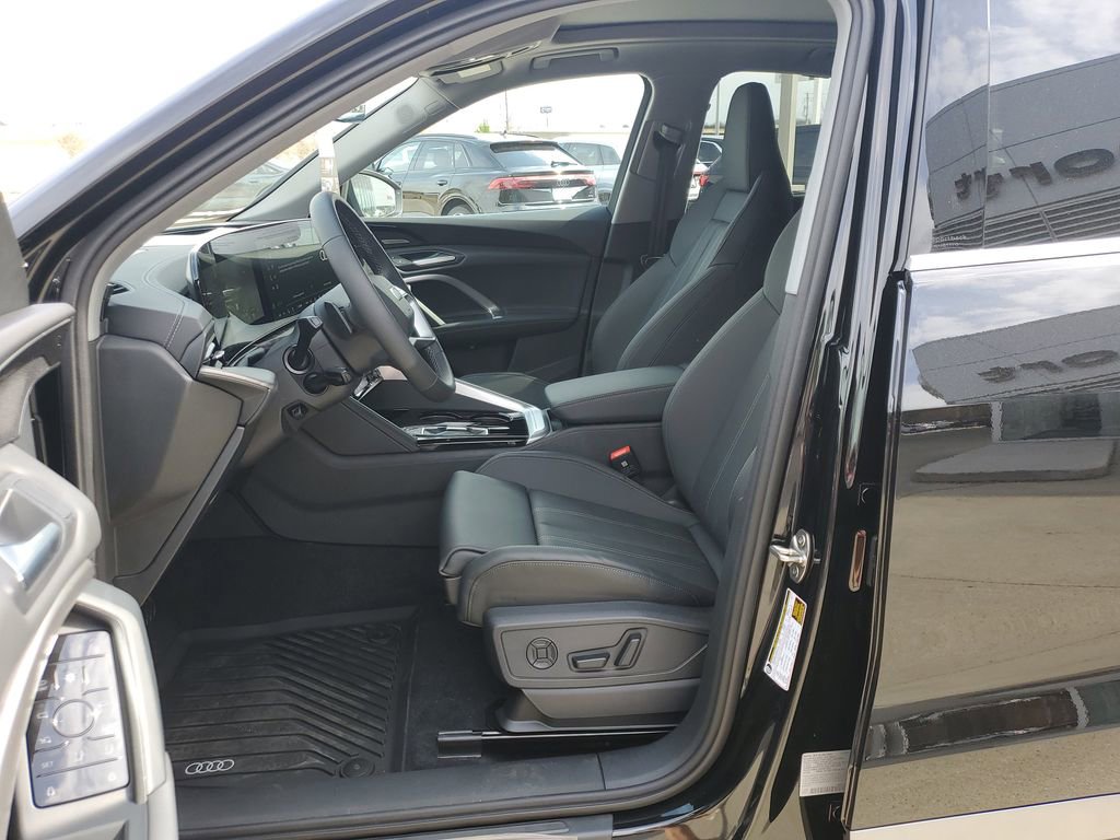 New 2025 Audi Q5 Premium Plus image 6