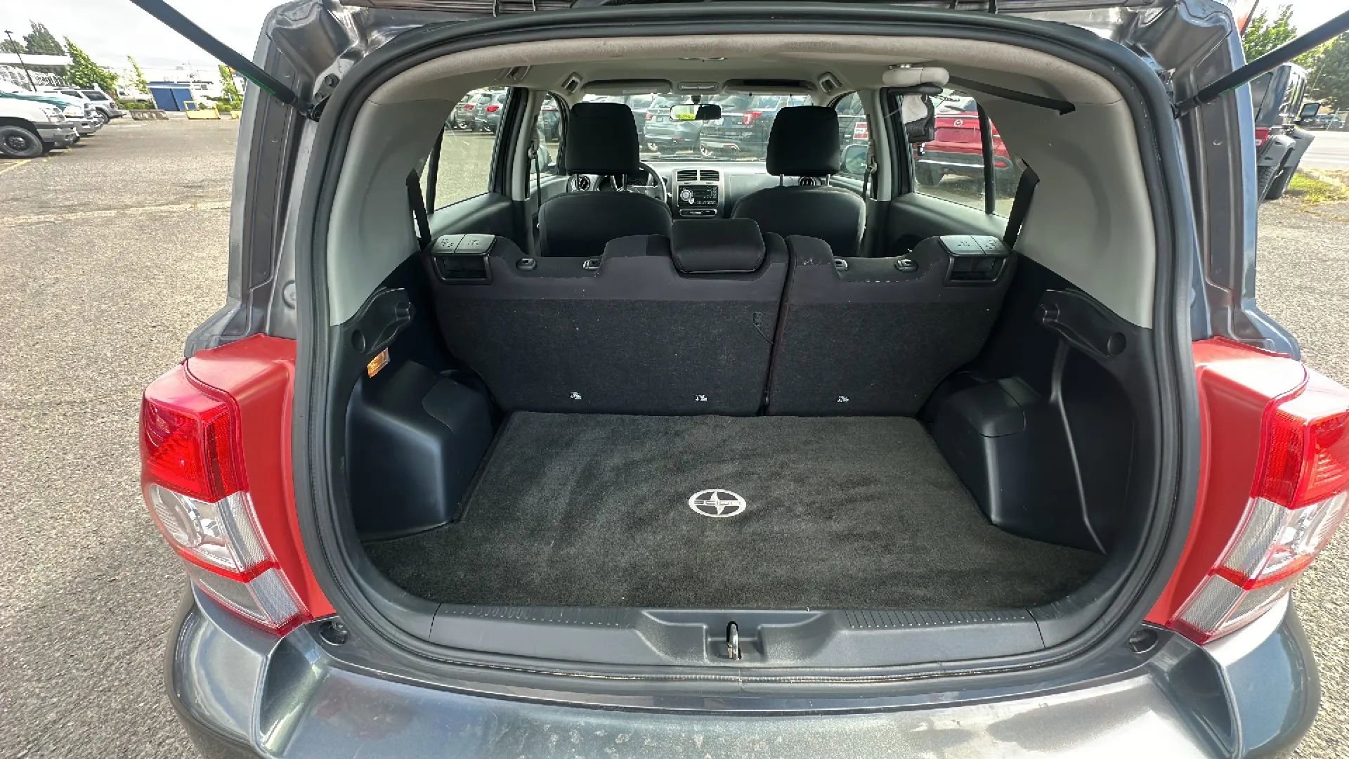 Used 2011 Scion xD FWD image 12