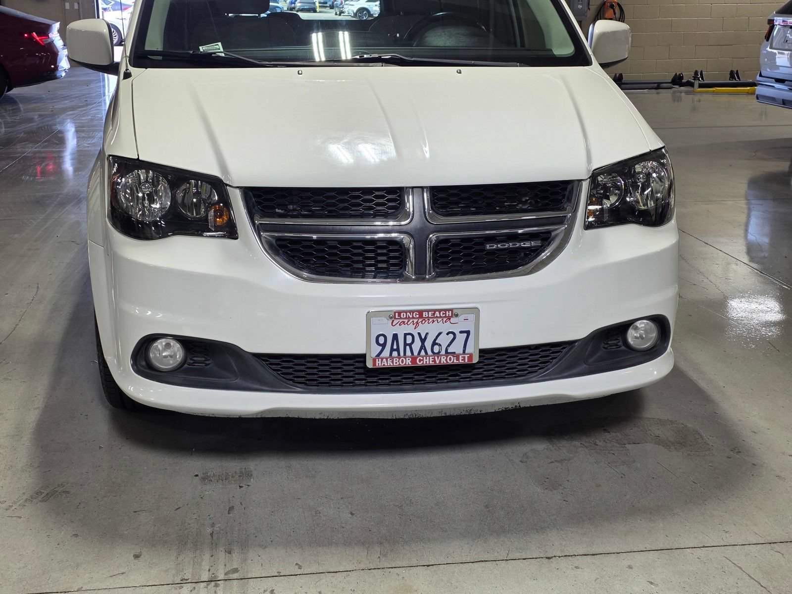 Used 2012 Dodge Grand Caravan Crew FWD image 9