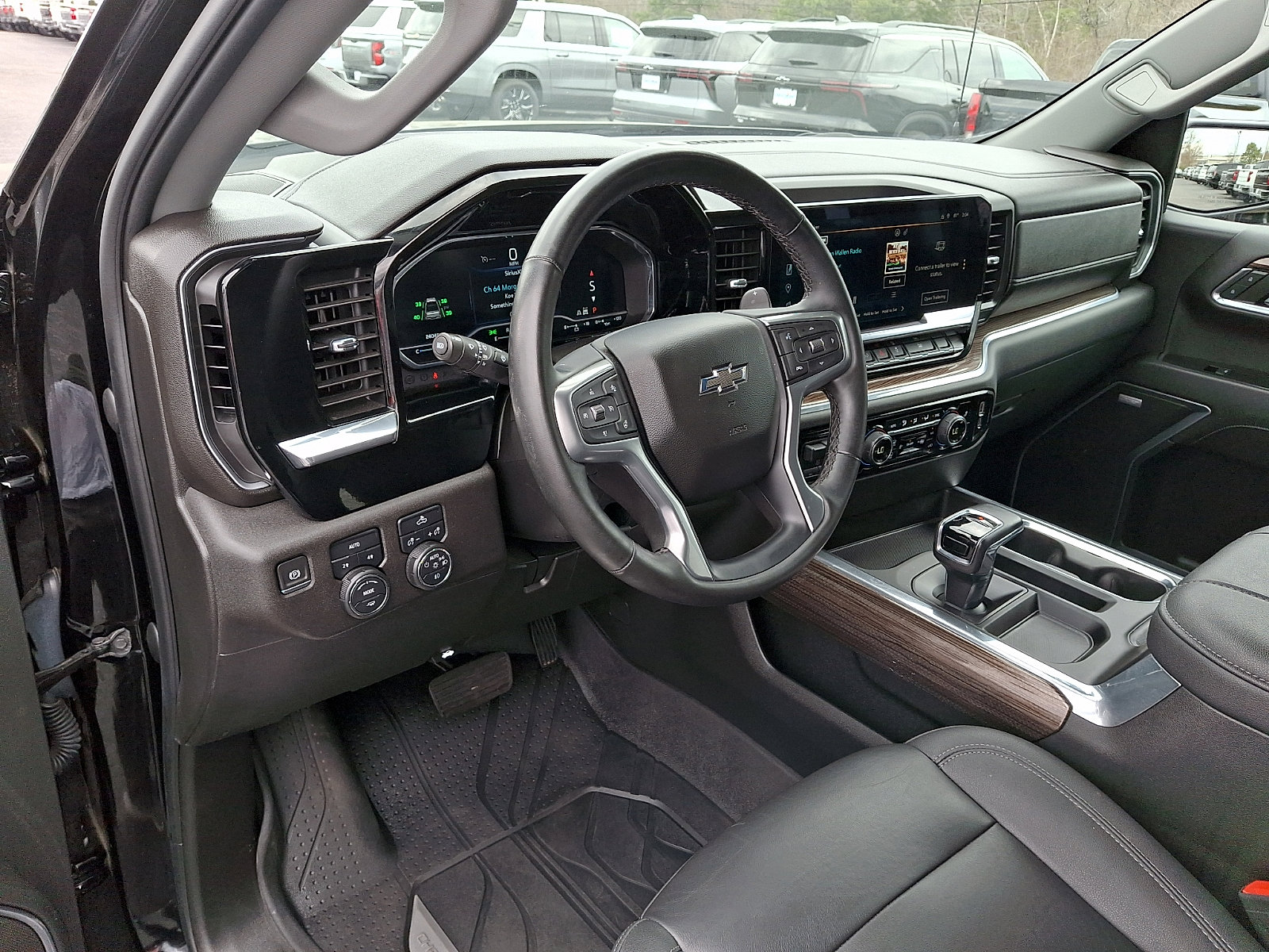 Certified 2023 Chevrolet Silverado 1500 RST w/ Convenience Package II AWD/4WD image 26