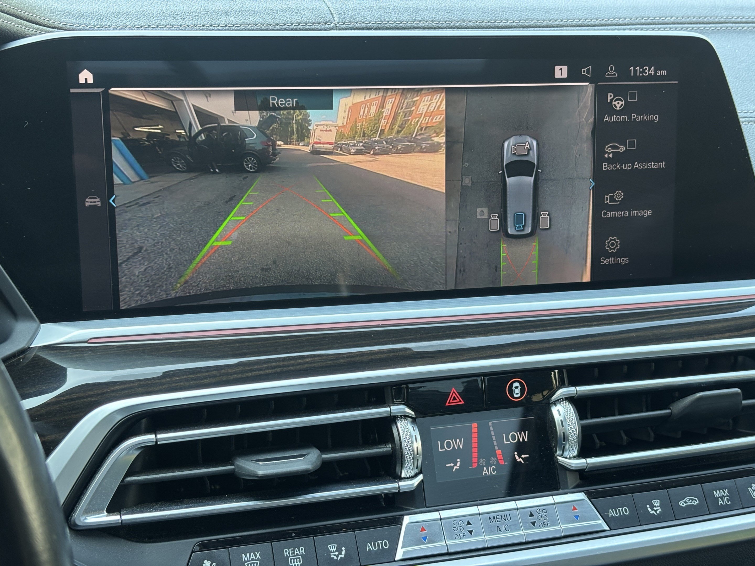 Used 2019 BMW X7 xDrive50i w/ Premium Package AWD/4WD image 14