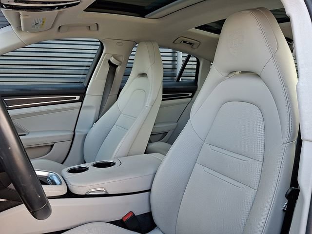Certified 2023 Porsche Panamera 4 Platinum Edition image 5