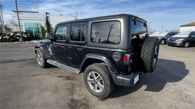 Used 2019 Jeep Wrangler Unlimited Sahara image 8