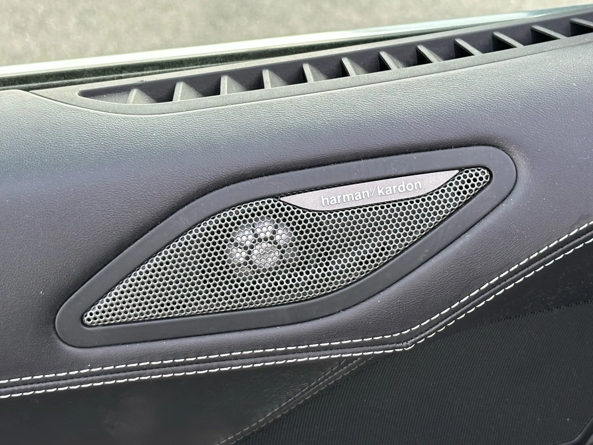 Used 2015 BMW 650i Coupe RWD image 32