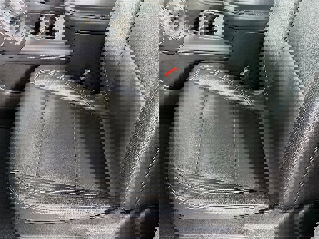 Certified 2021 Chevrolet Tahoe Z71 w/ Z71 Signature Package image 14