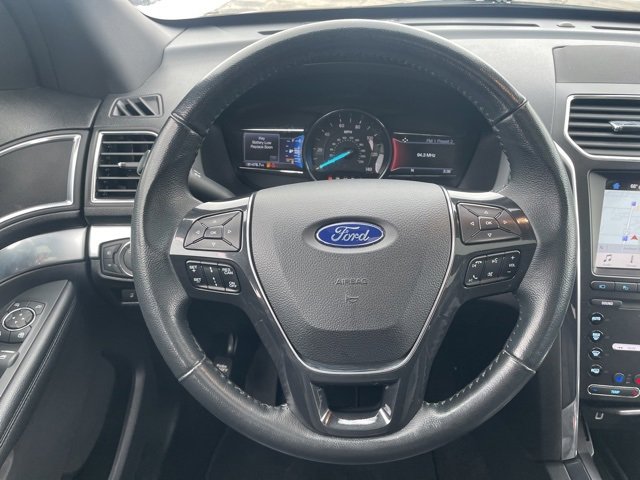 Used 2019 Ford Explorer Limited w/ Equipment Group 301A image 23