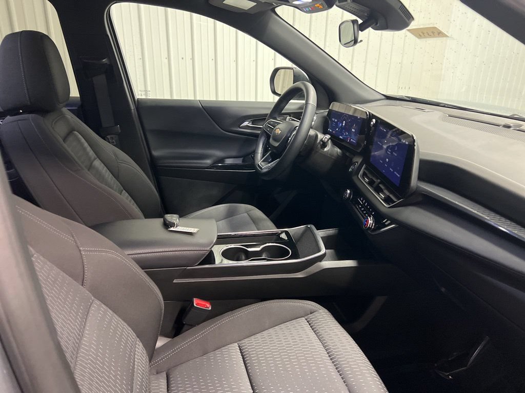 Certified 2025 Chevrolet Equinox LT AWD/4WD image 8