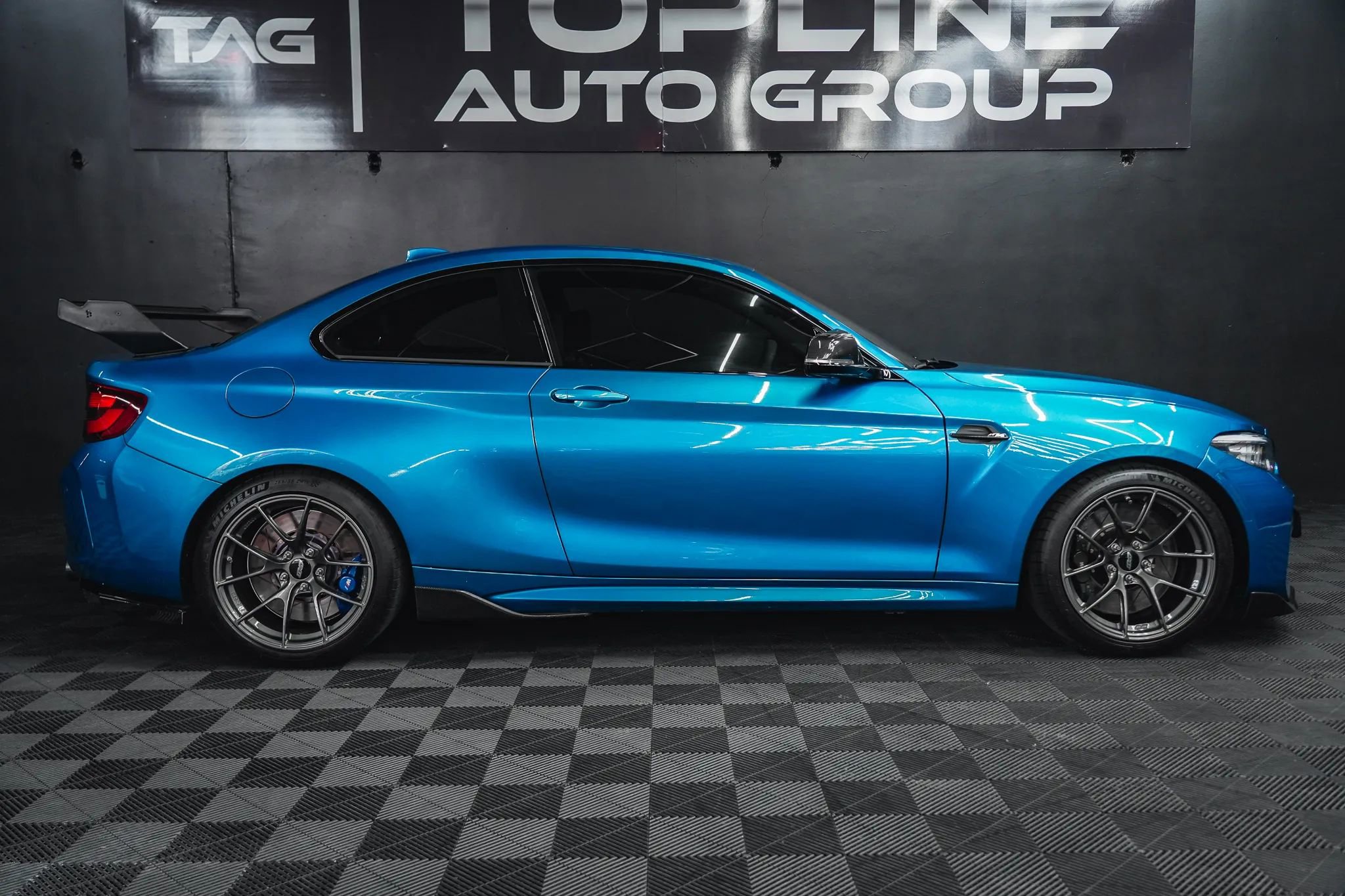 Used 2018 BMW M2 RWD image 22