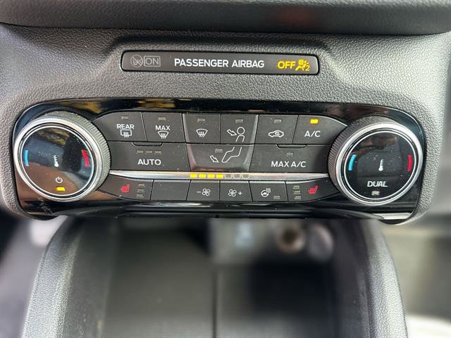 Used 2022 Ford Escape SEL image 40