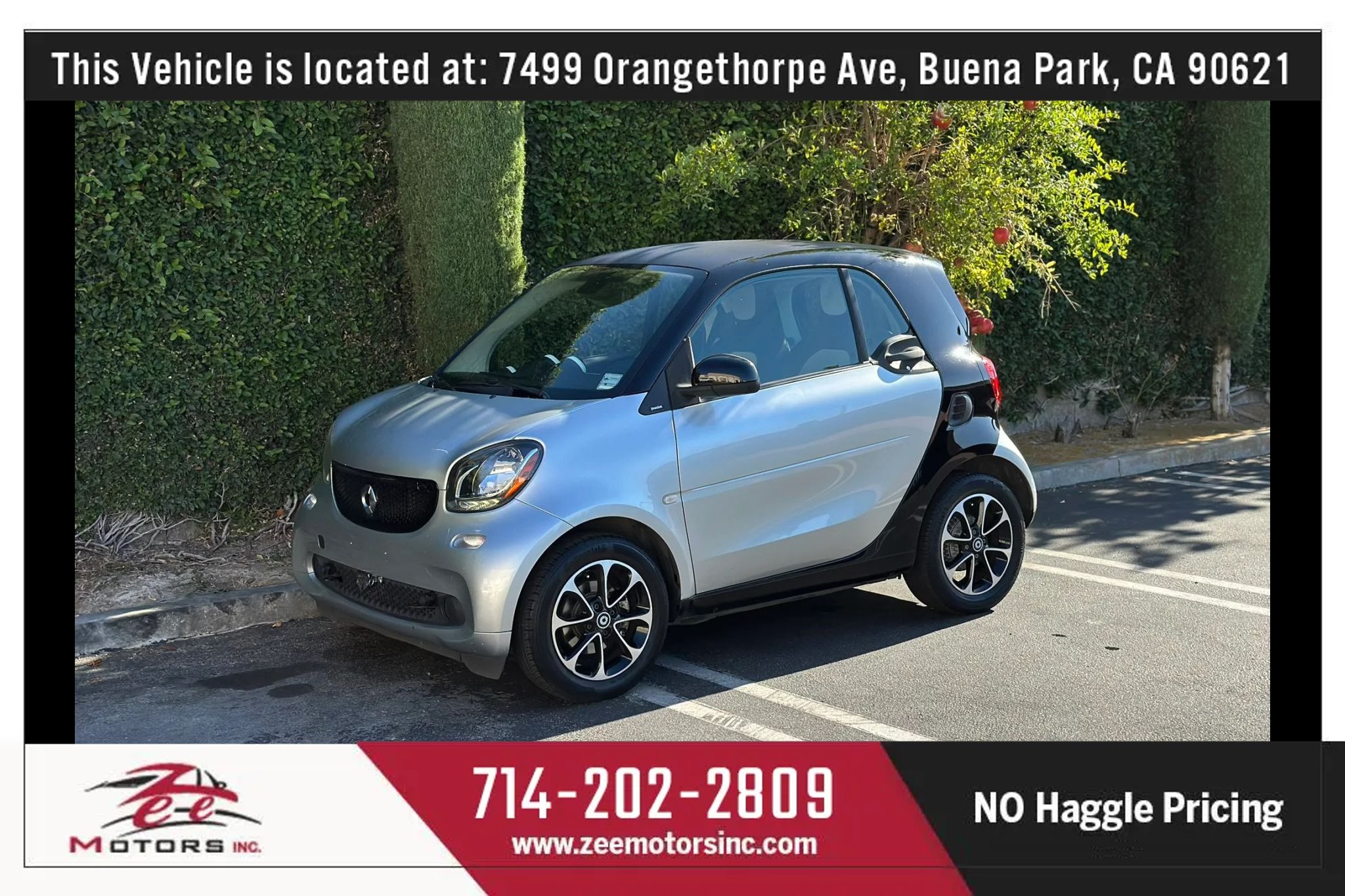 Used 2016 smart fortwo passion RWD image 12