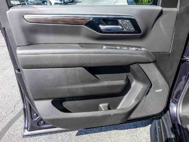 New 2027 Chevrolet Tahoe Premier w/ Sun And Tow Package AWD/4WD image 13