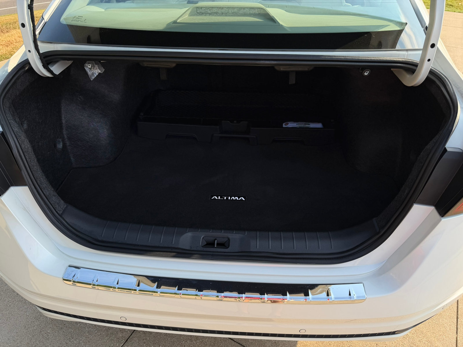 Used 2023 Nissan Altima 2.5 SL FWD image 30