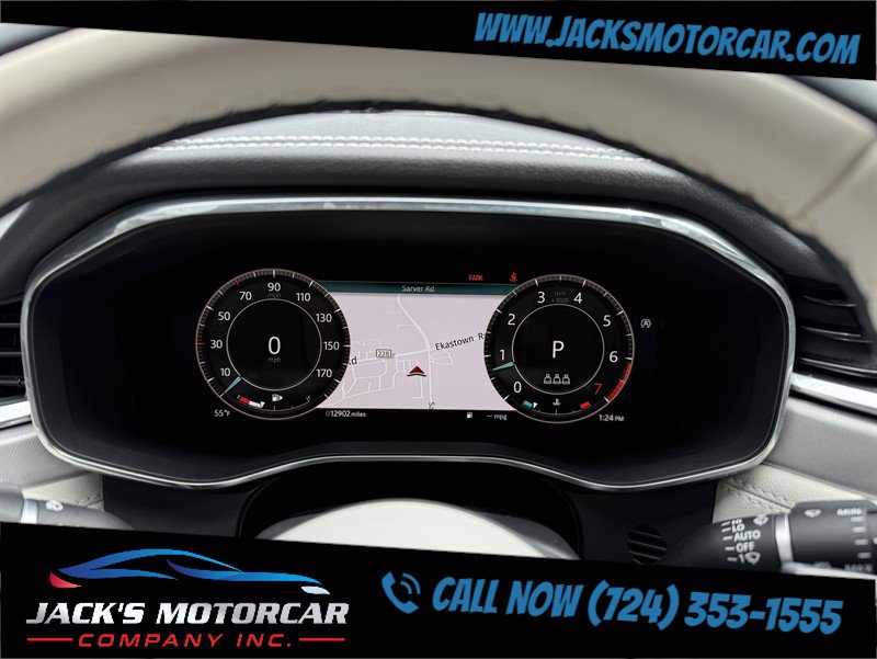 Used 2024 Jaguar F-PACE R-Dynamic S image 35