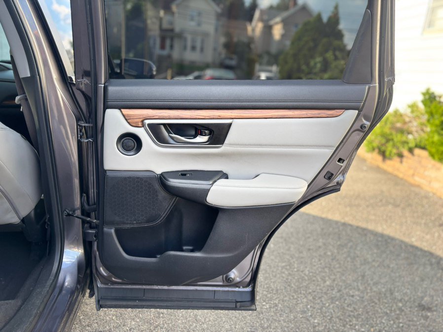 Used 2018 Honda CR-V EX-L image 17