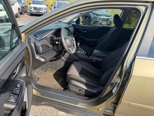 Certified 2025 Subaru Outback Premium AWD/4WD image 8