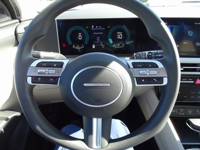 New 2026 Hyundai Tucson SEL image 16