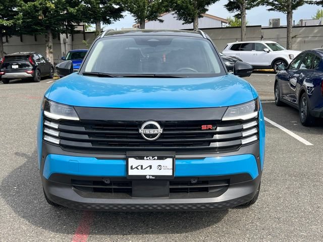 Used 2025 Nissan Kicks SR AWD/4WD image 6