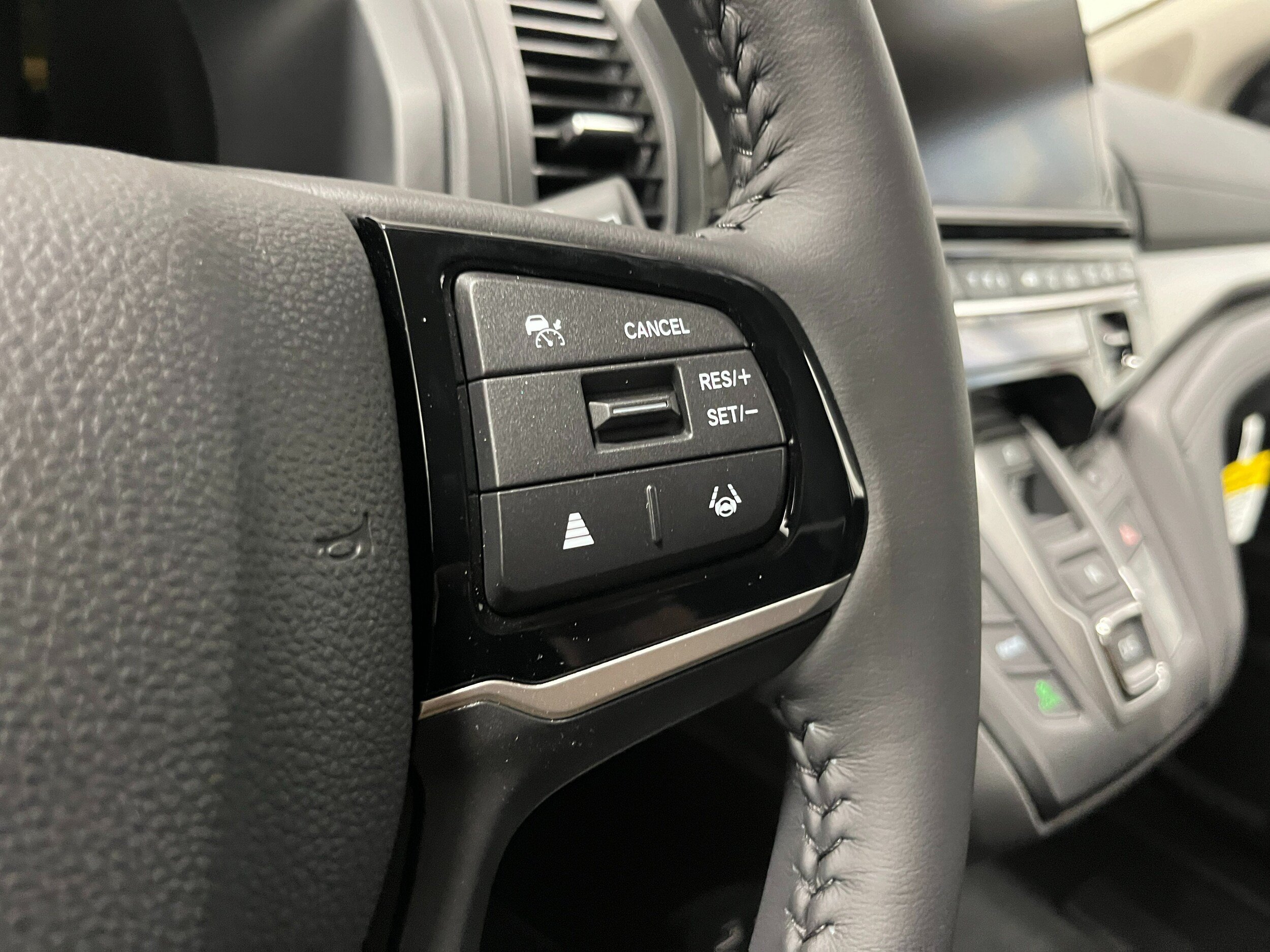New 2026 Honda Odyssey EX-L image 16