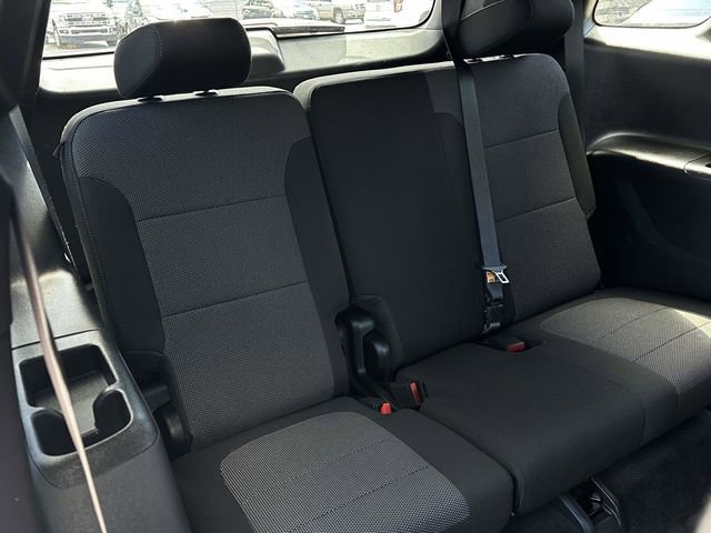 Used 2023 Chevrolet Traverse LT image 17