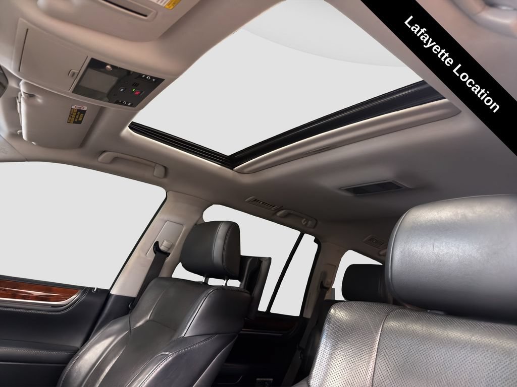 Used 2019 Lexus LX 570 4WD w/ Luxury Package image 19