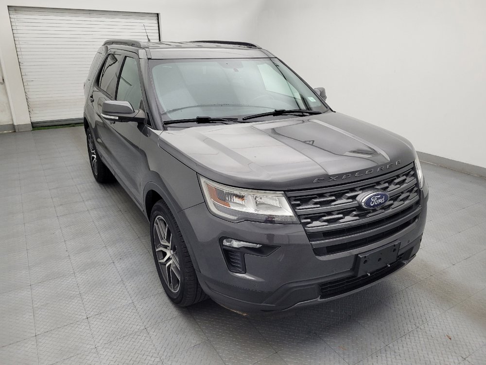 Used 2019 Ford Explorer XLT w/ Equipment Group 202A AWD/4WD image 13