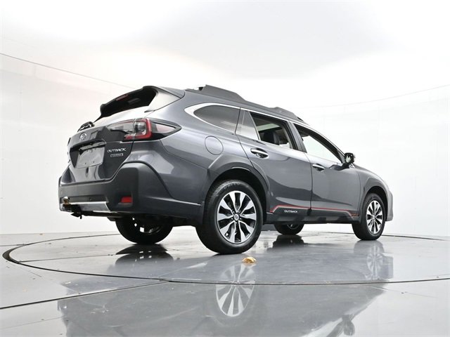 Used 2023 Subaru Outback Touring image 32