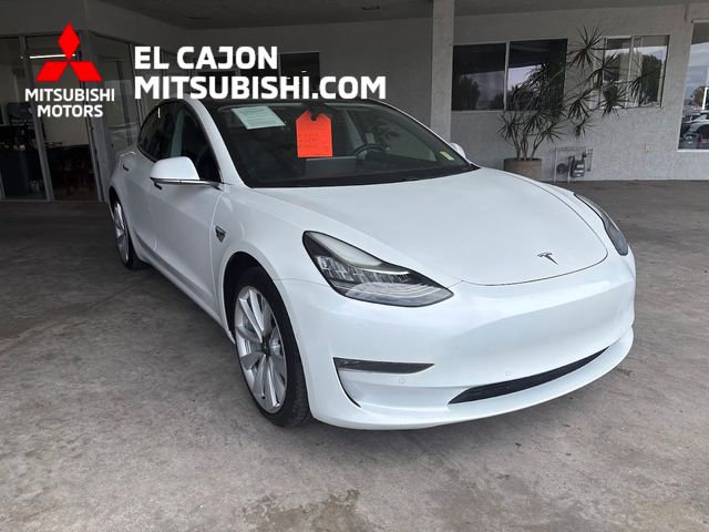 Used 2018 Tesla Model 3 Long Range RWD image 1