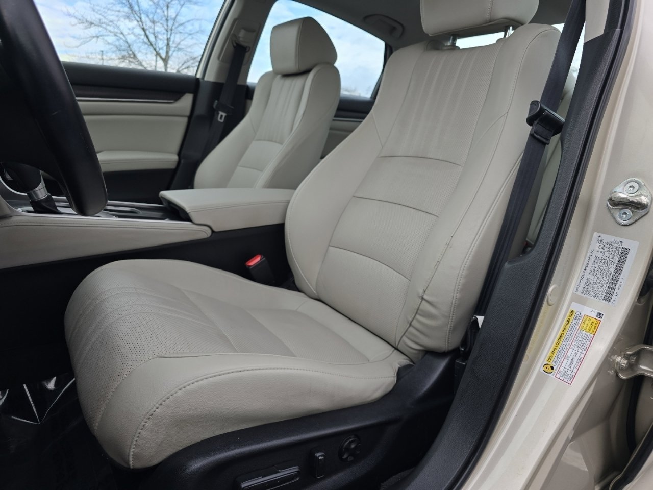 Certified 2018 Honda Accord EX-L image 24