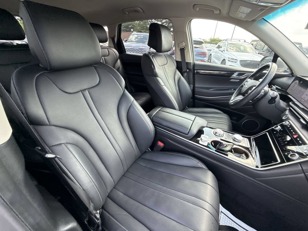 Used 2025 Genesis GV80 2.5T Standard AWD/4WD image 30