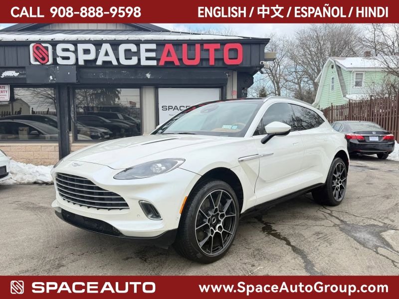 Used 2021 Aston Martin DBX image 1