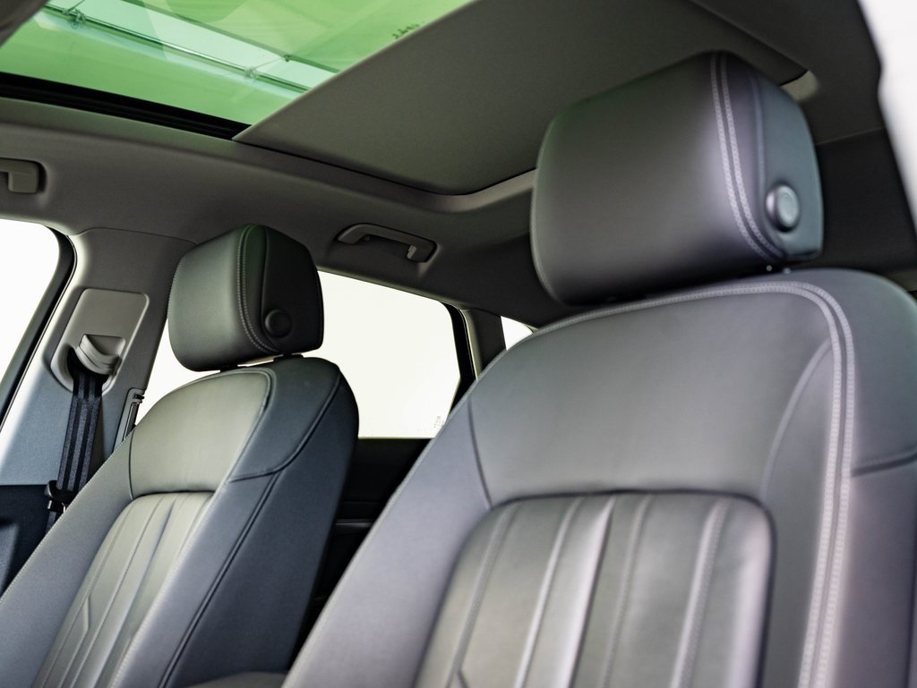 Used 2022 Audi e-tron Premium w/ Convenience Plus Package image 21