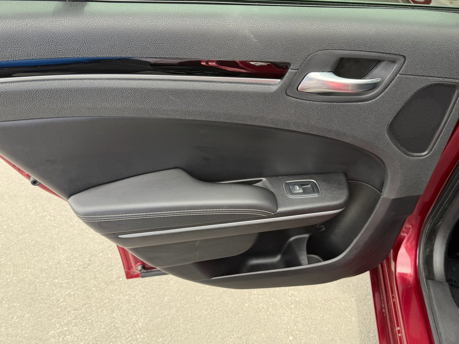 Used 2022 Chrysler 300 S w/ Comfort Group image 20