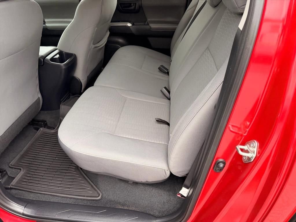 Used 2017 Toyota Tacoma SR5 w/ Tow Package AWD/4WD image 13