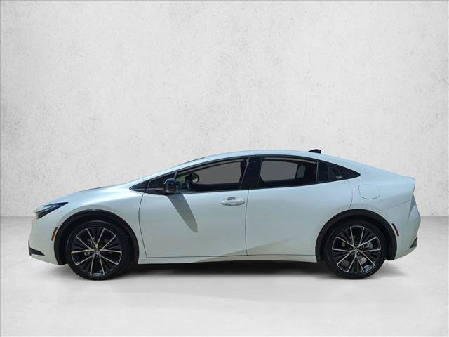 Used 2026 Toyota Prius XLE FWD image 9