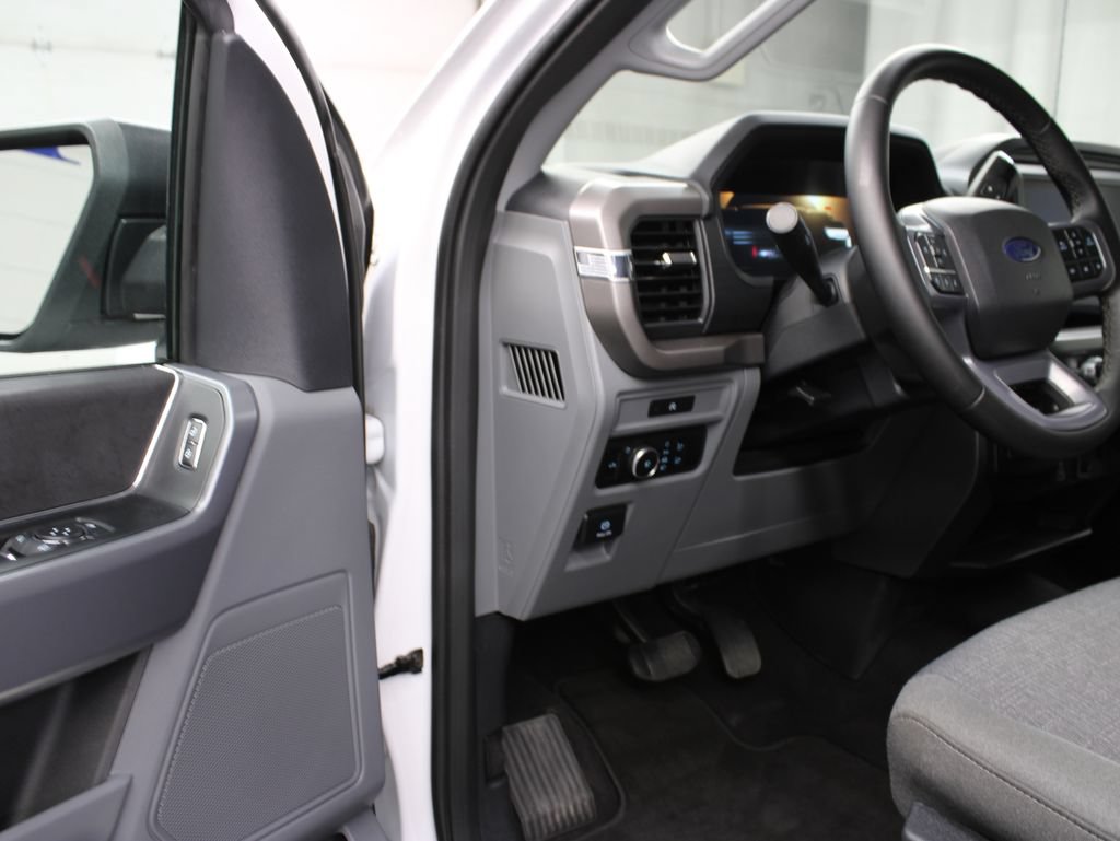Used 2025 Ford F150 XLT w/ Equipment Group 301A Standard AWD/4WD image 50