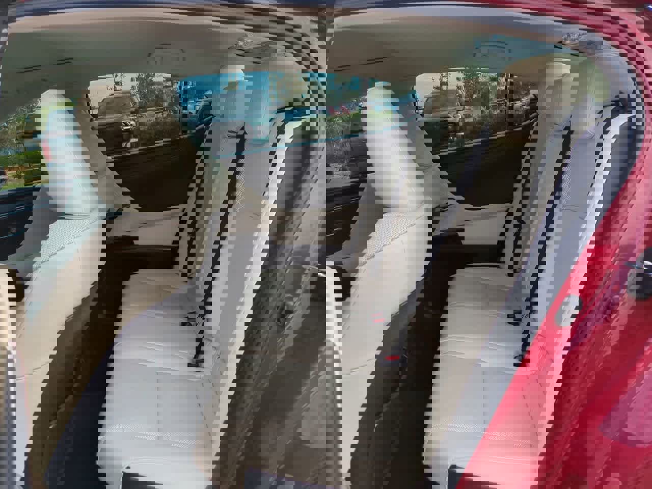 Used 2022 Lexus ES 300h w/ Premium Package image 13