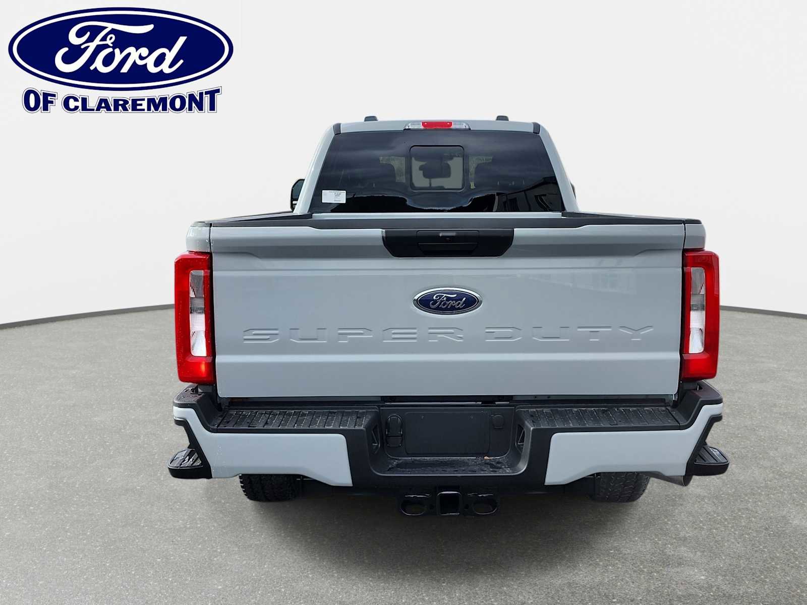 New 2026 Ford F250 XL w/ STX Appearance Package AWD/4WD image 17