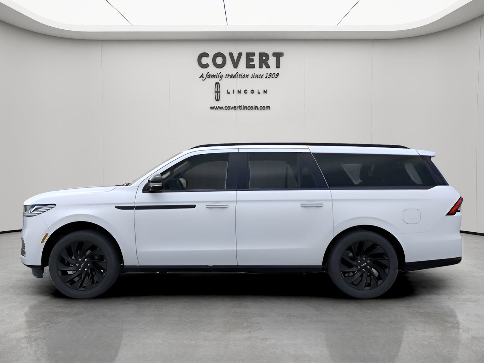 New 2026 Lincoln Navigator L Reserve w/ Jet Appearance Package image 2